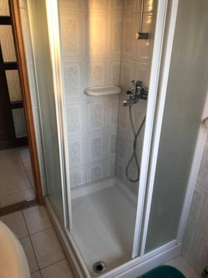 App Anita Apartment Premantura Ngoại thất bức ảnh